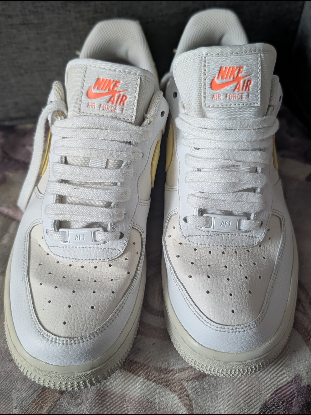 Nike Air Force 1 Low - White with Pale Yellow Swoosh